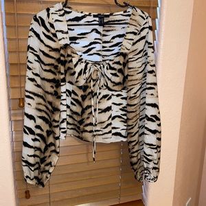 F21 LEOPARD LONG SLEEVE SHIRT $7
